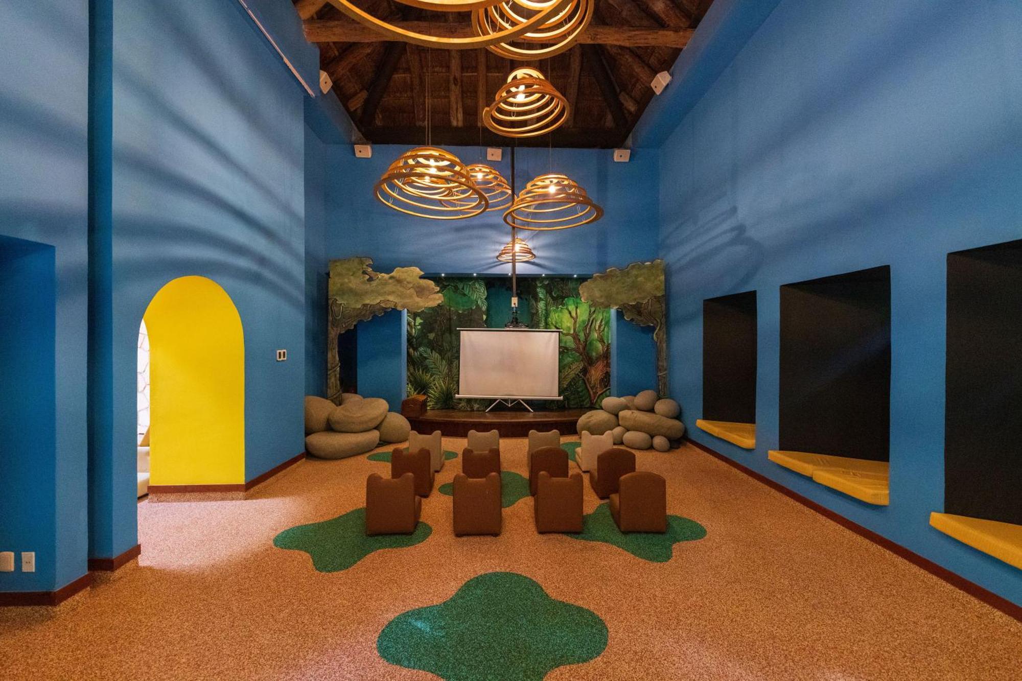 Hotel Xcaret Mexico All Parks All Fun Inclusive Playa del Carmen Esterno foto The Children's Museum of Oakville